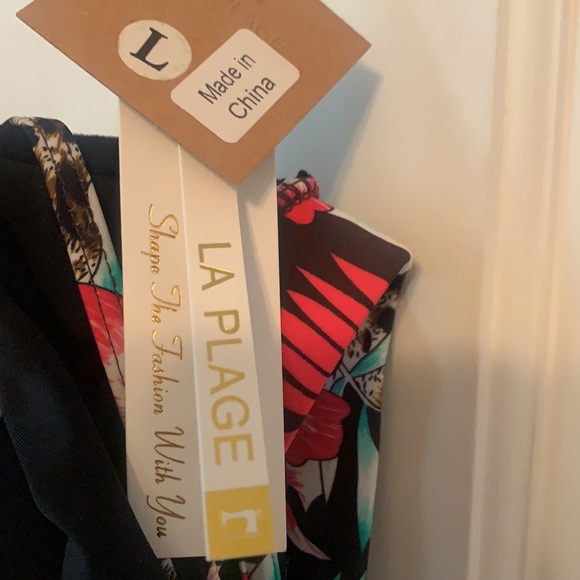 LA Plage Women's Floral Padded Bikini Top - Picture 5 of 5